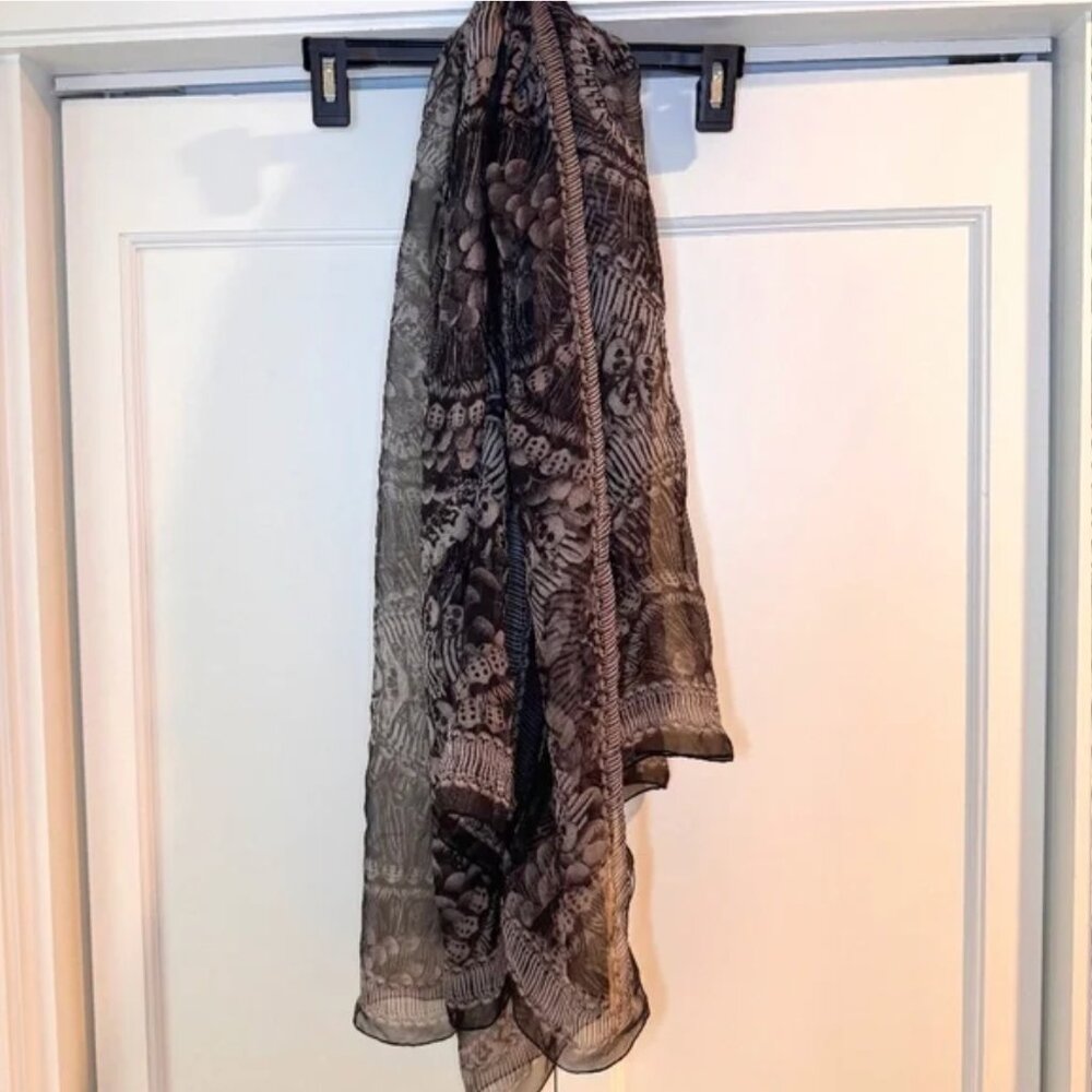 Alexander McQueen silk skull print scarf